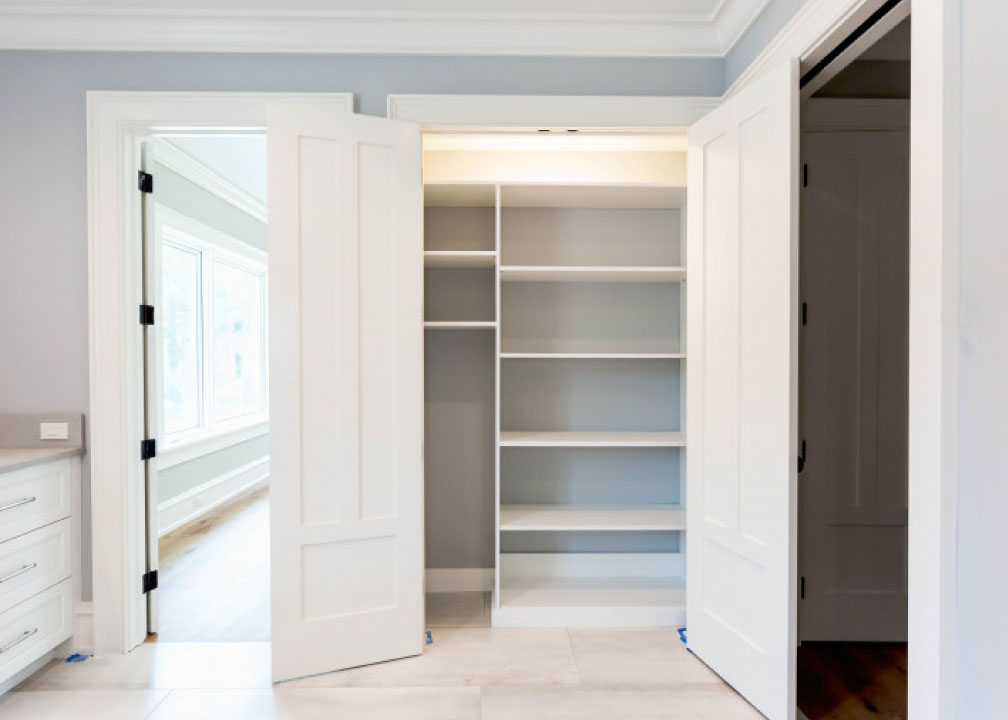 reach in closet